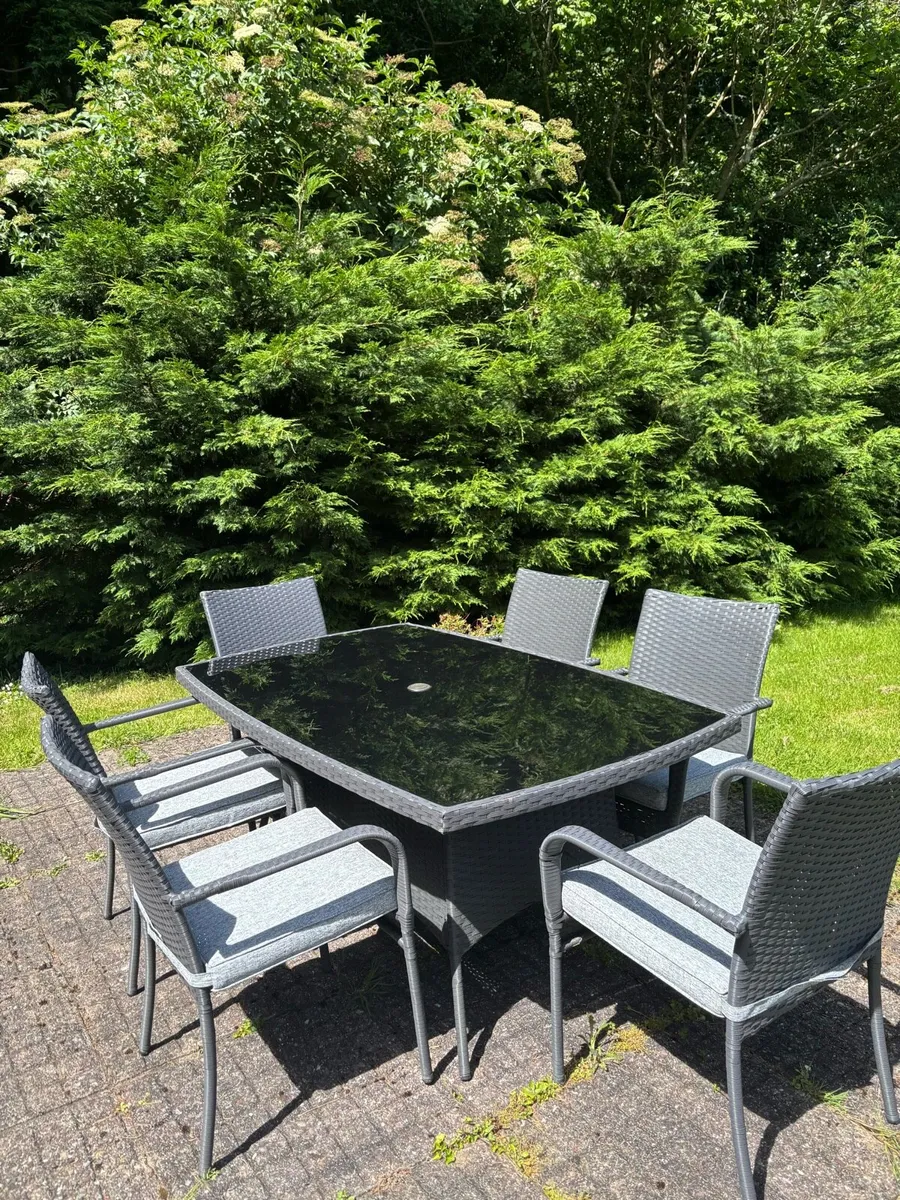 Garden furniture - Image 2