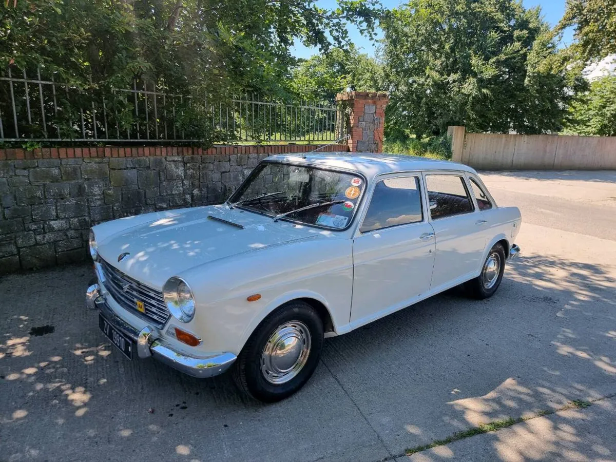 72 Austin 1800 poss px. - Image 2