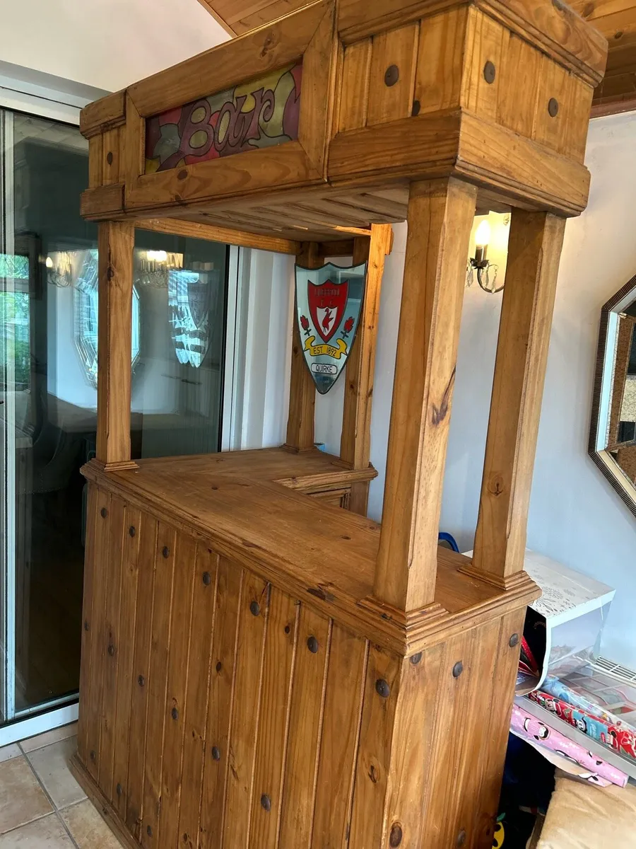 Mexican Pine Bar - Image 1