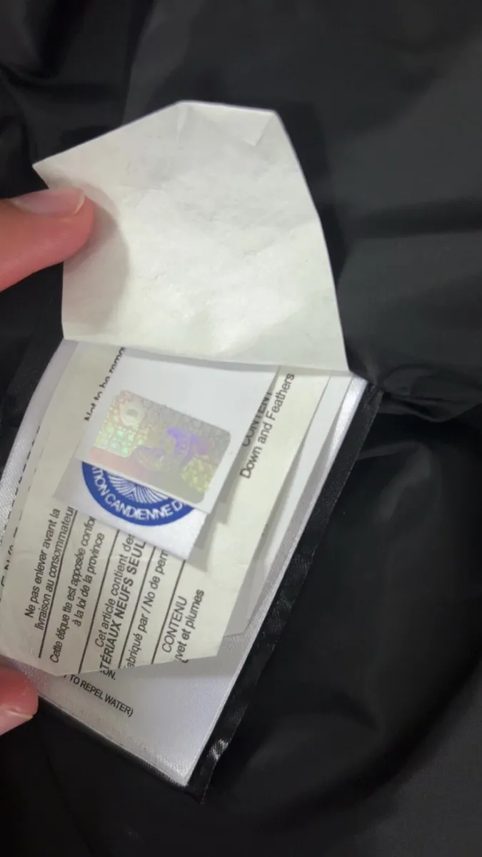 Canada Goose Parka - Image 4