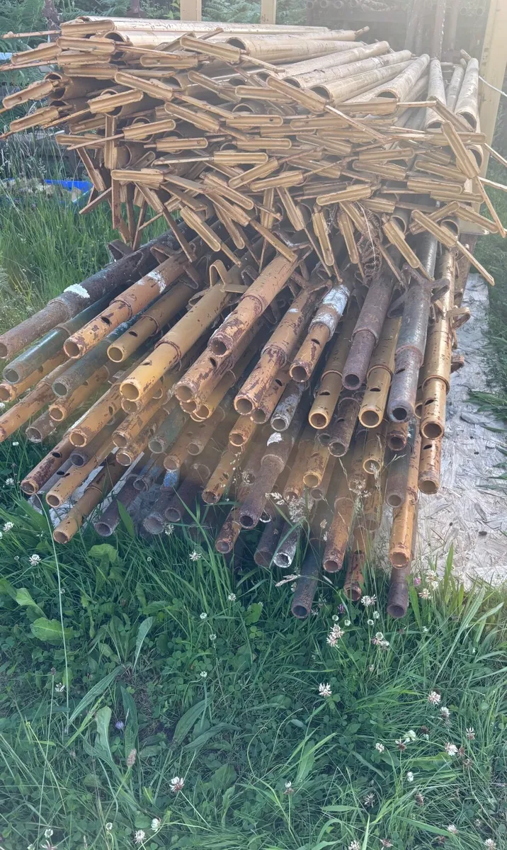 scaffolding - Image 1
