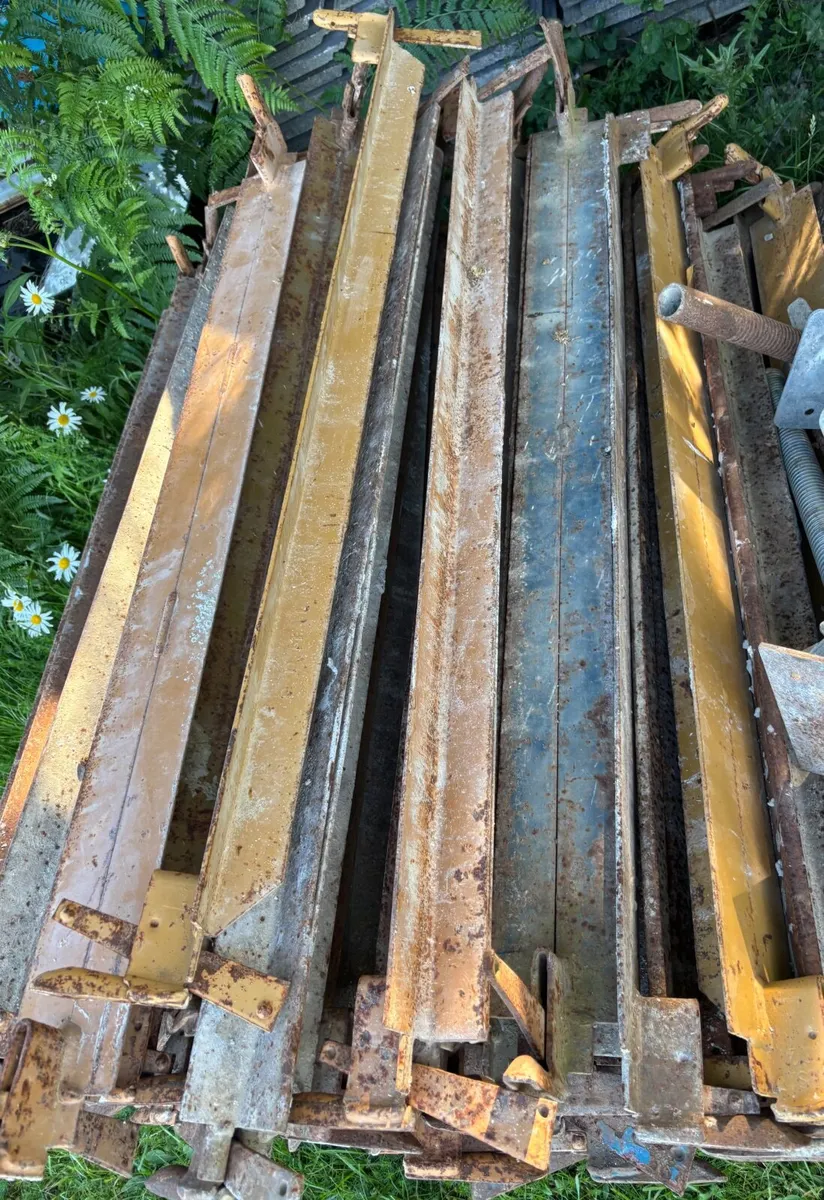 scaffolding - Image 2