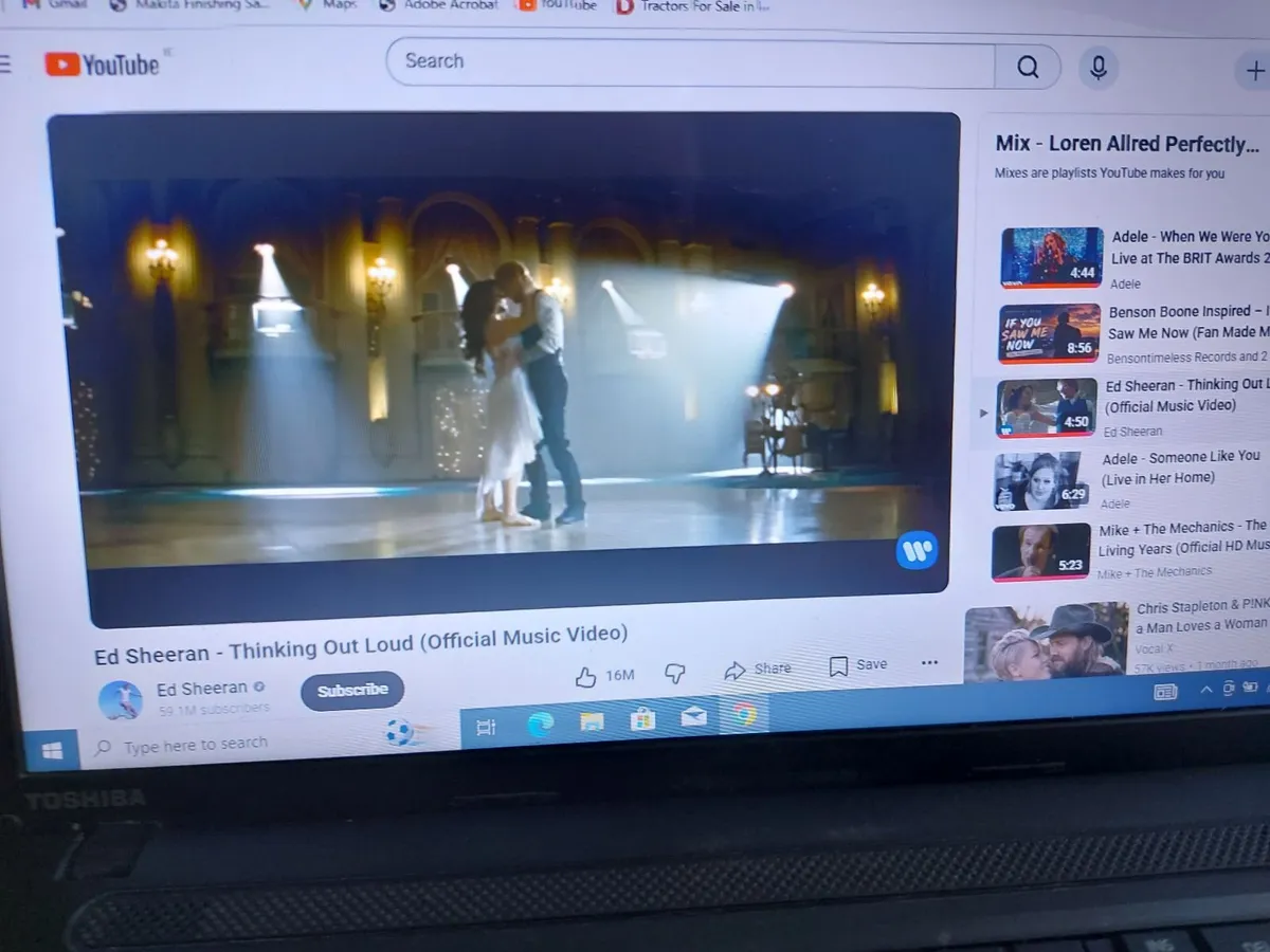 Toshiba Satellite Laptop, 6GB Ram, 1 TB HDD, - Image 3