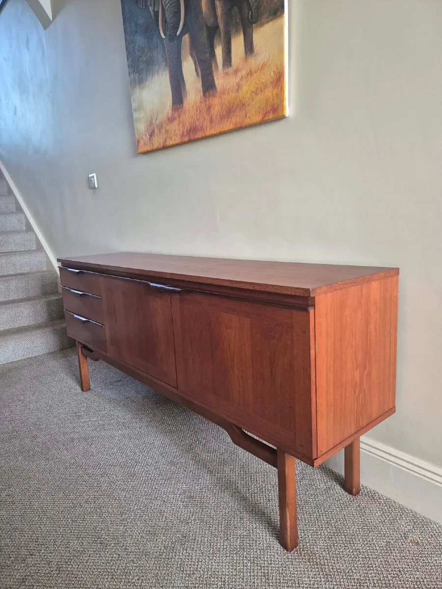 Mid century sideboard - Image 4