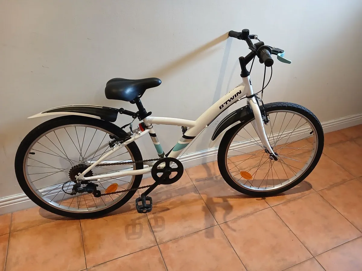 Bicycle - Image 4