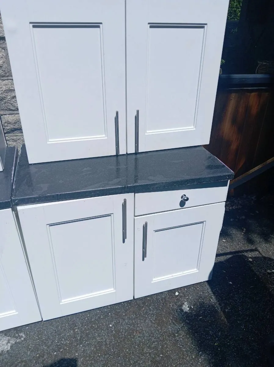 Kitchen units - Image 3
