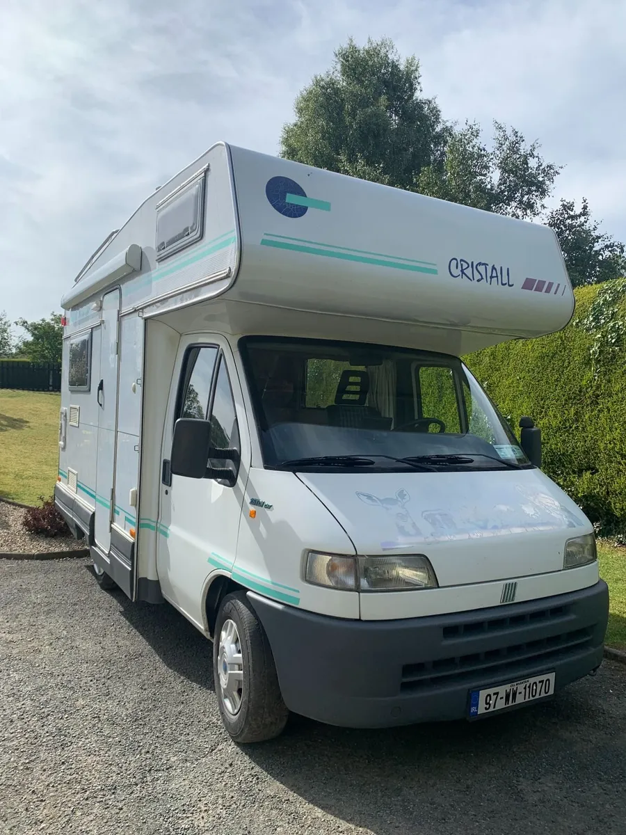 Camper - Image 1