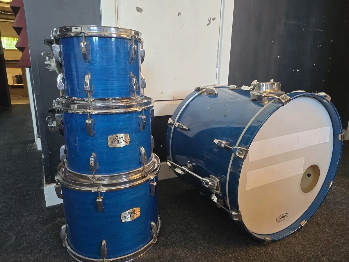 Pearl Export Drum Kit - Image 1
