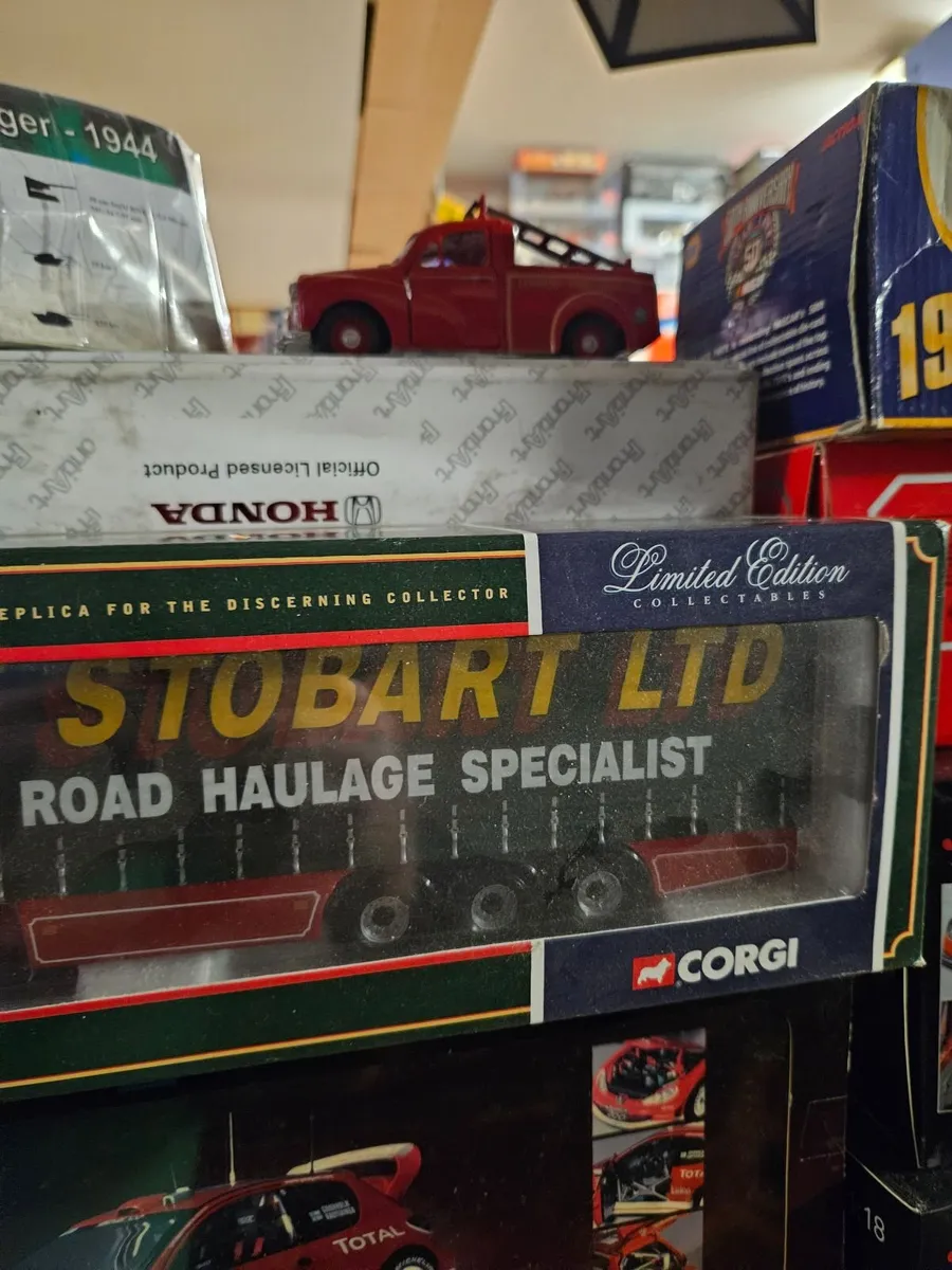Corgi MAN Tractor Unit Eddie Stobart Curtainside - Image 4
