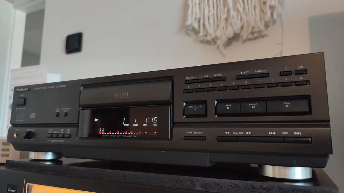 Technics SL-PS620A CD player. VGC. Fully cleaned. - Image 2