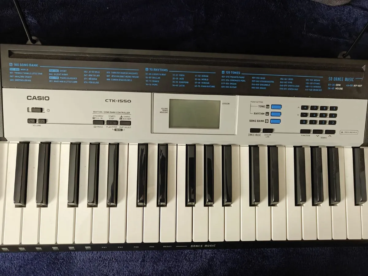 Casio keyboard CTK-1550 & stand - Image 3