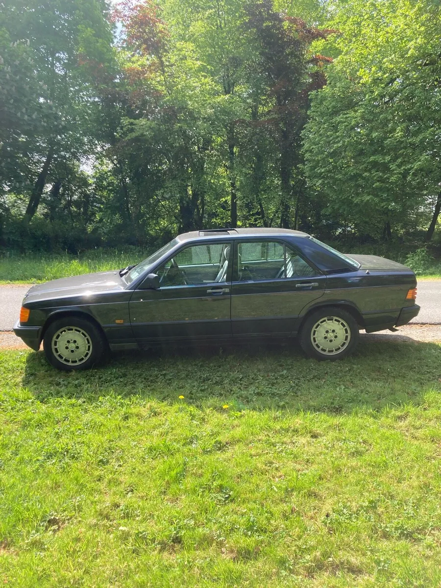 Mercedes 190 W201 1986 - Image 4
