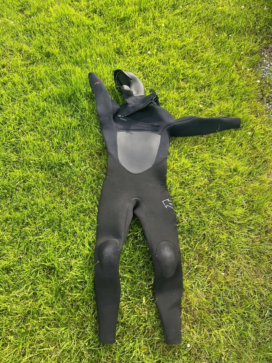 Xcel Infinity Hooded Wetsuit - Image 1