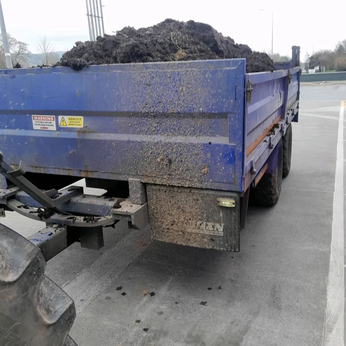 Mushroom compost for sale - Image 2