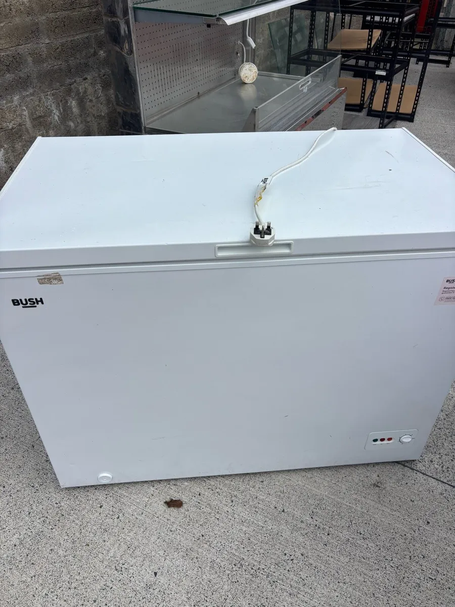 Catering equipment - Image 1