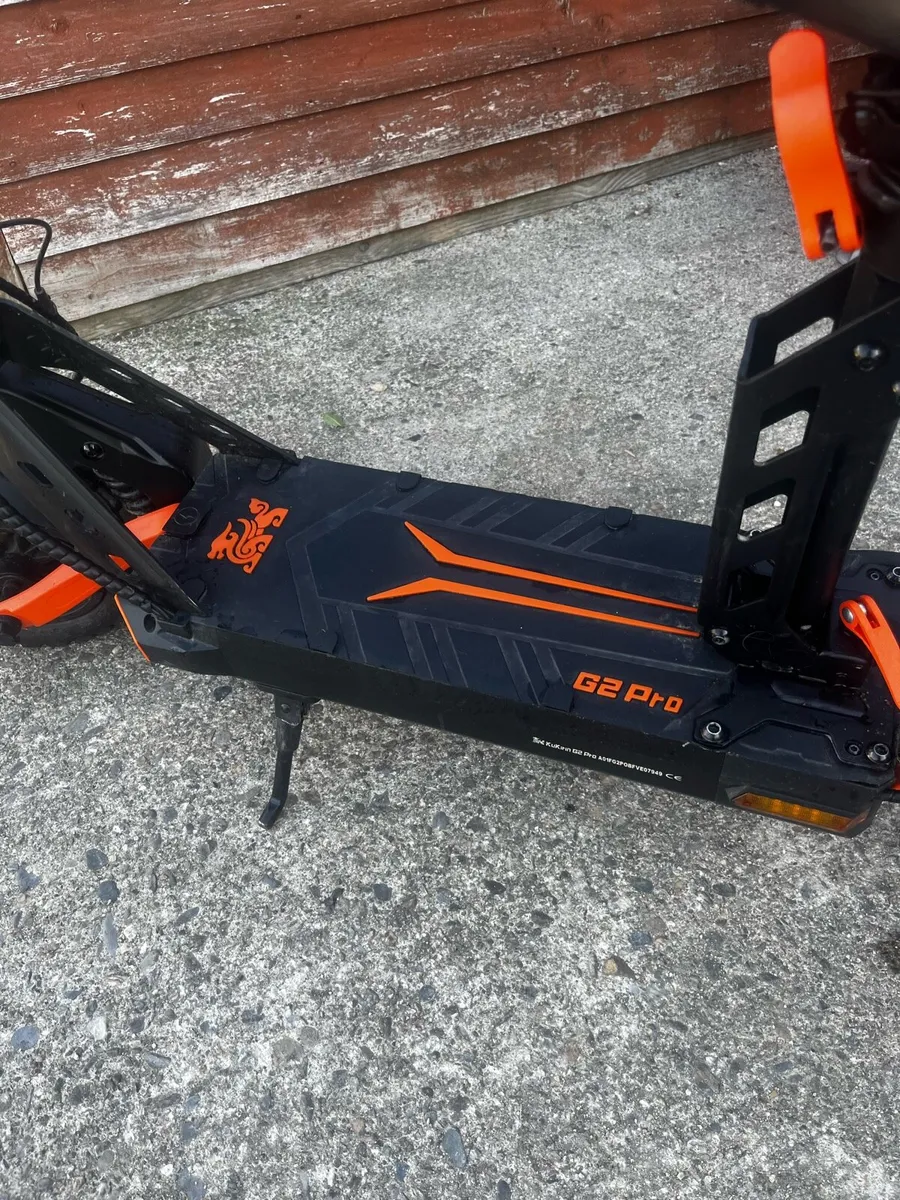 Electric scooter - Image 2