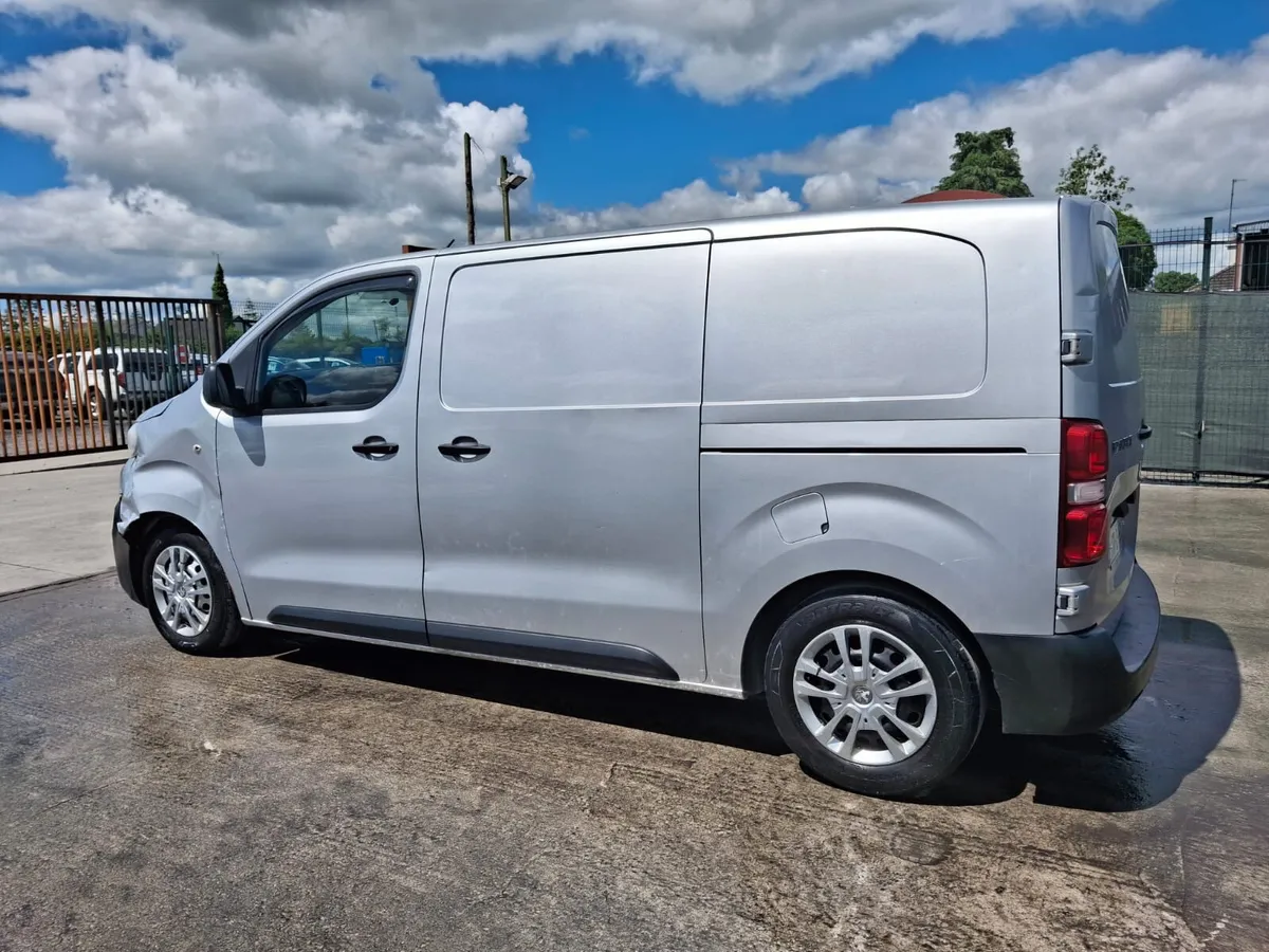 2017 Peugeot expert  Drive Home - Image 4