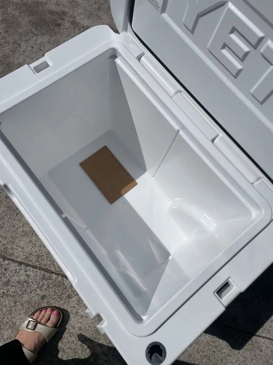 Cooler box - YETI TUNDRA HAUL - Image 4