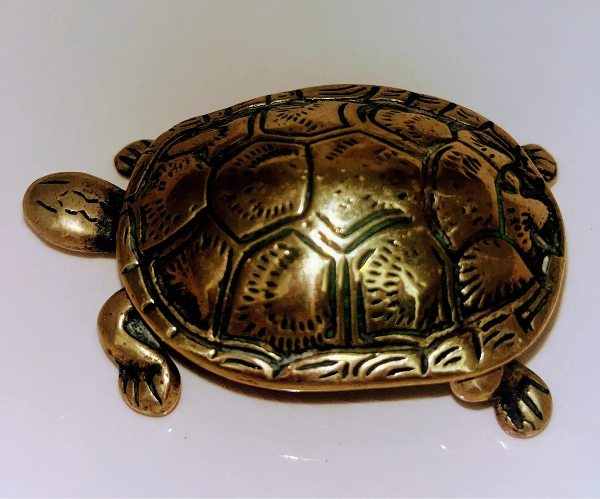Vintage brass turtle figurine - Image 2