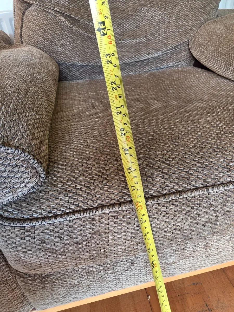 Free sofa suite - Image 4