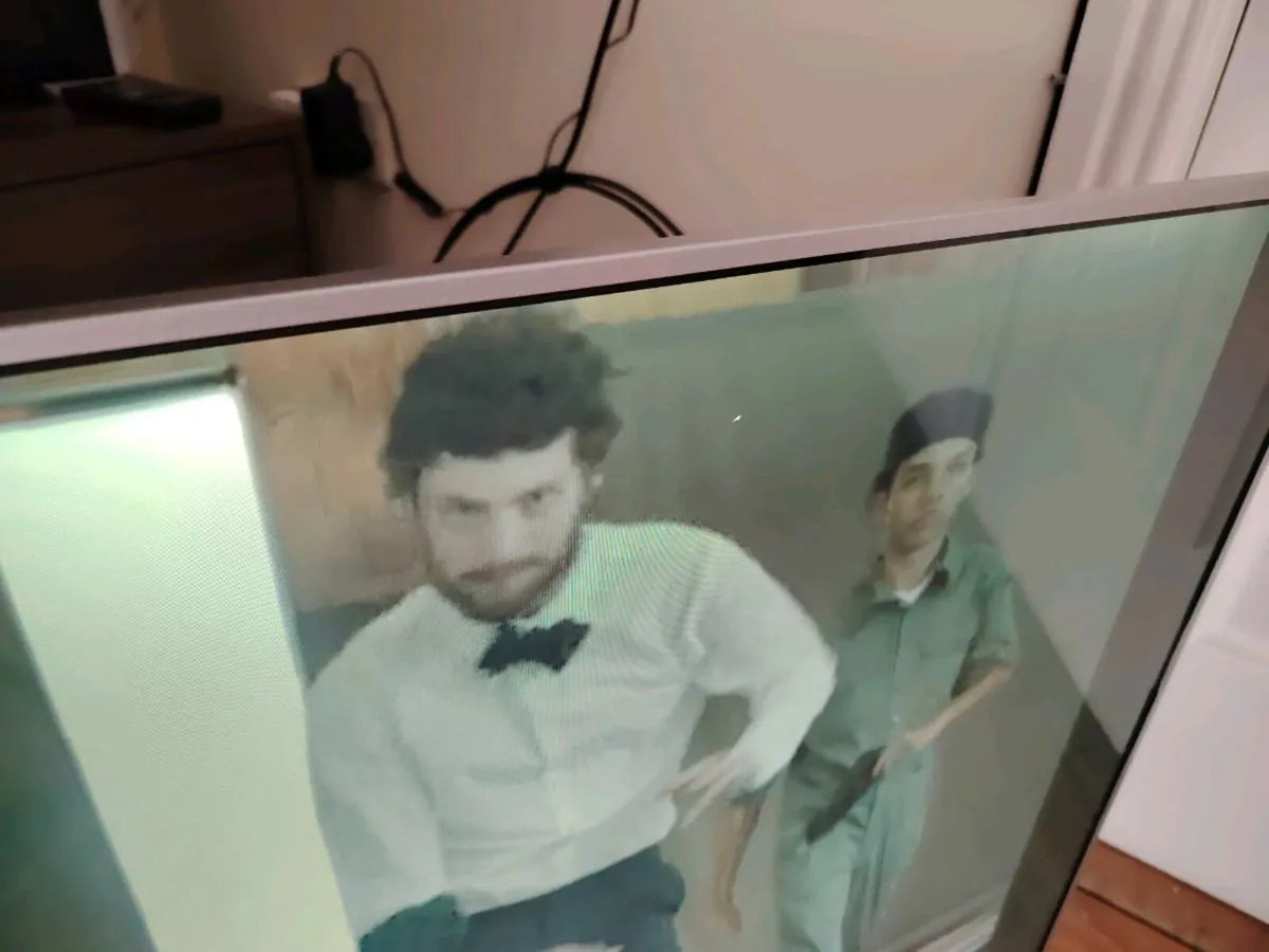 4k 42" Smart TV HDR TCL - Image 3