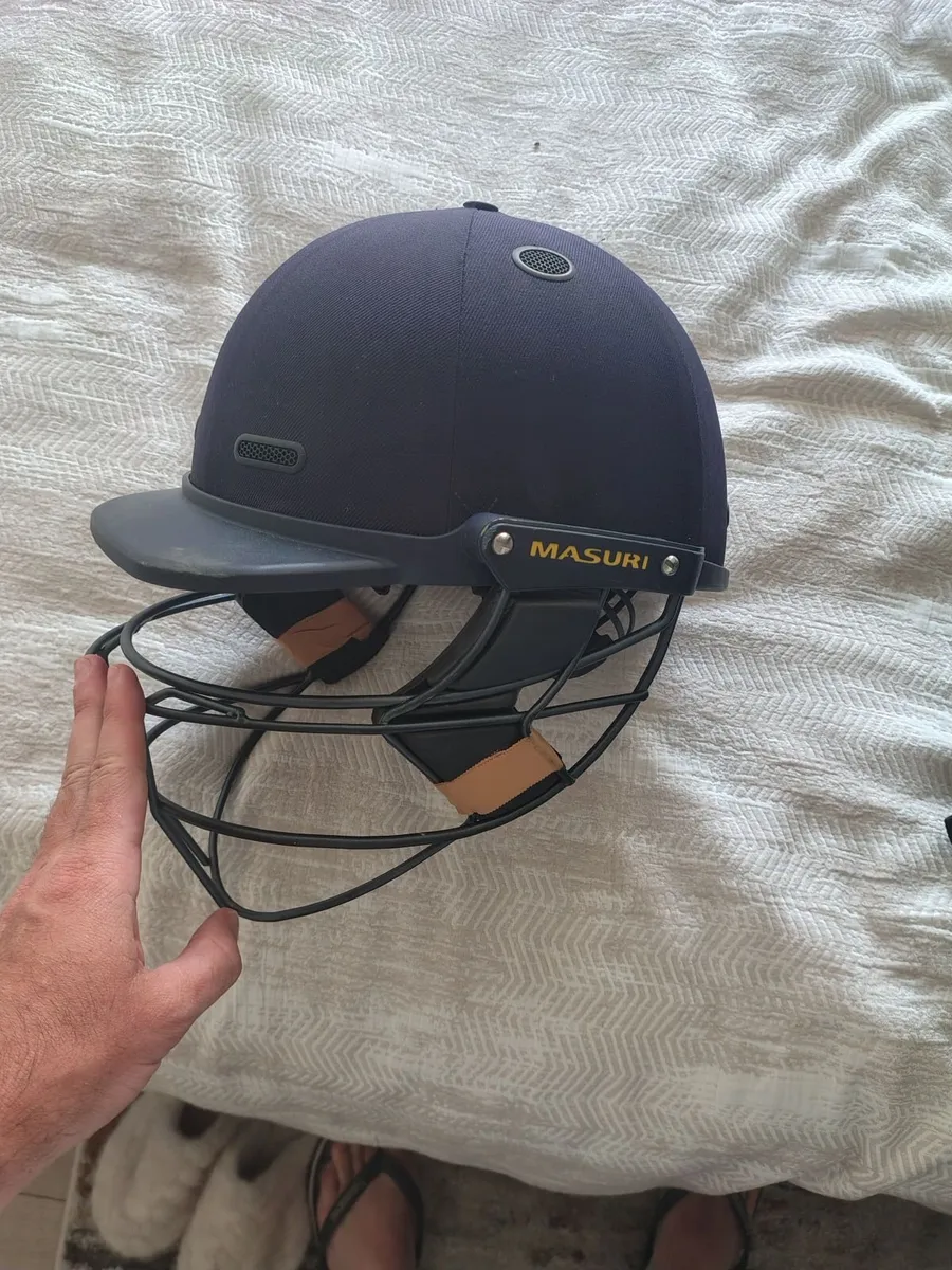 Masuri Elite SS cricket helmet - Image 4