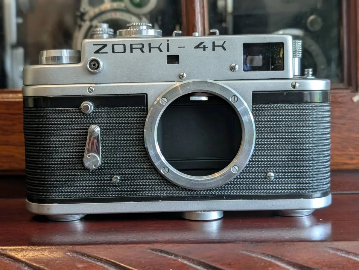 Vintage Zorki 4K Rangefinder Camera + Industar-61 - Image 3