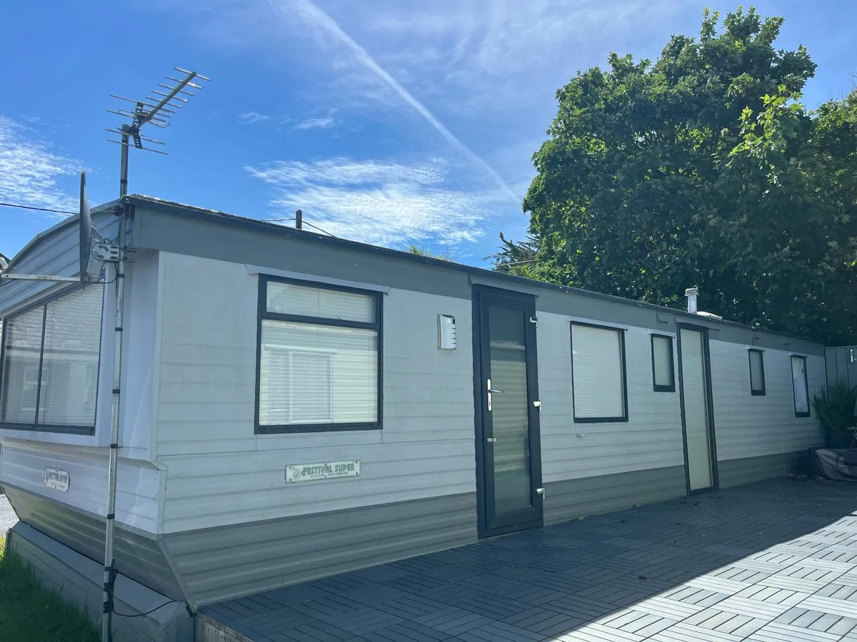 Atlas Festival Super Mobile Home - Image 3
