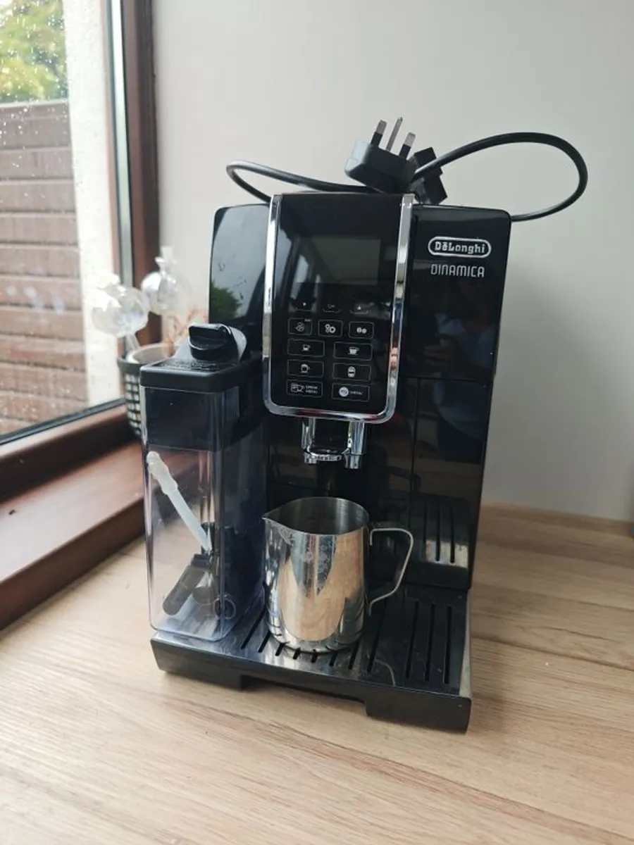 DeLonghi coffee machine