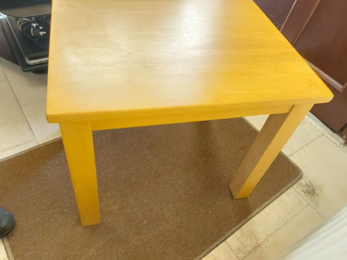 2 Sturdy Side Tables, very strong and in excellent - Image 4
