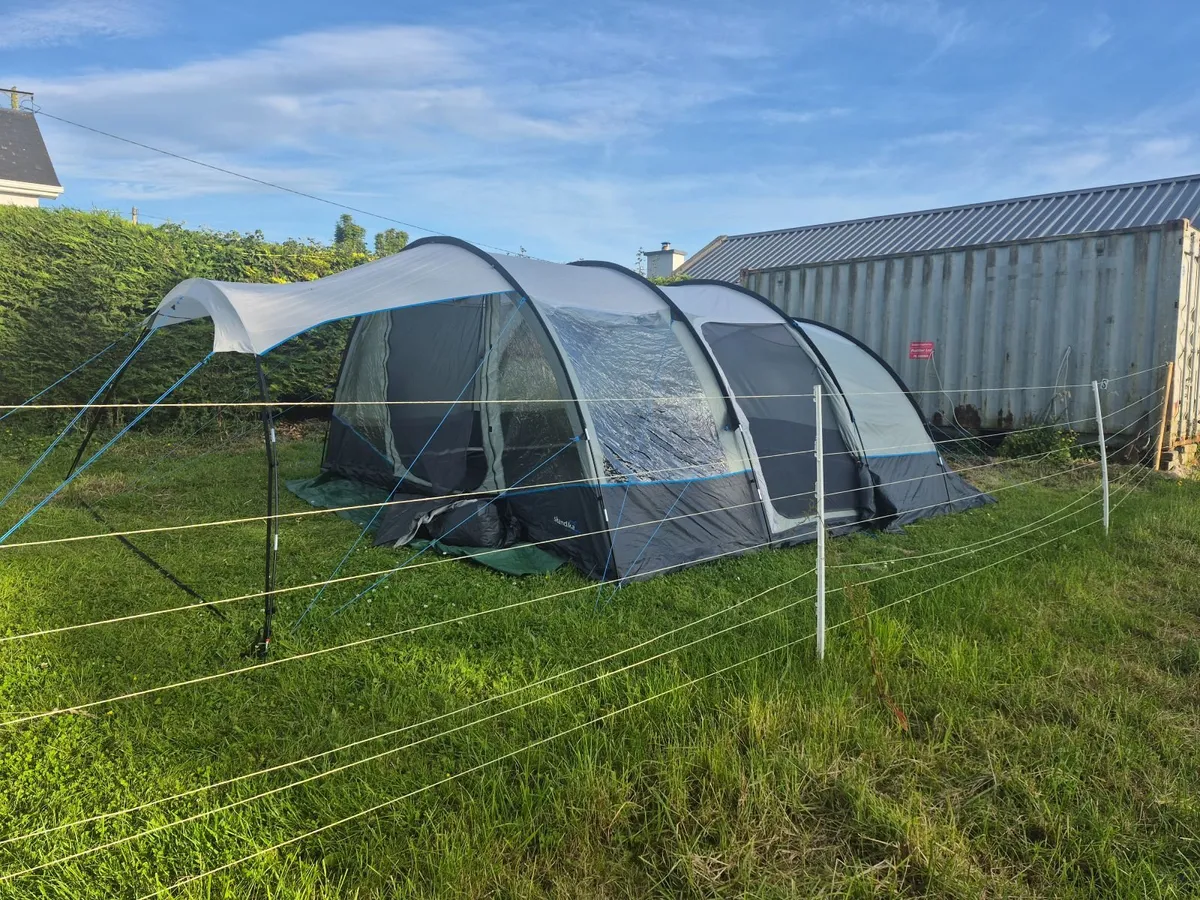 Tent - Image 1