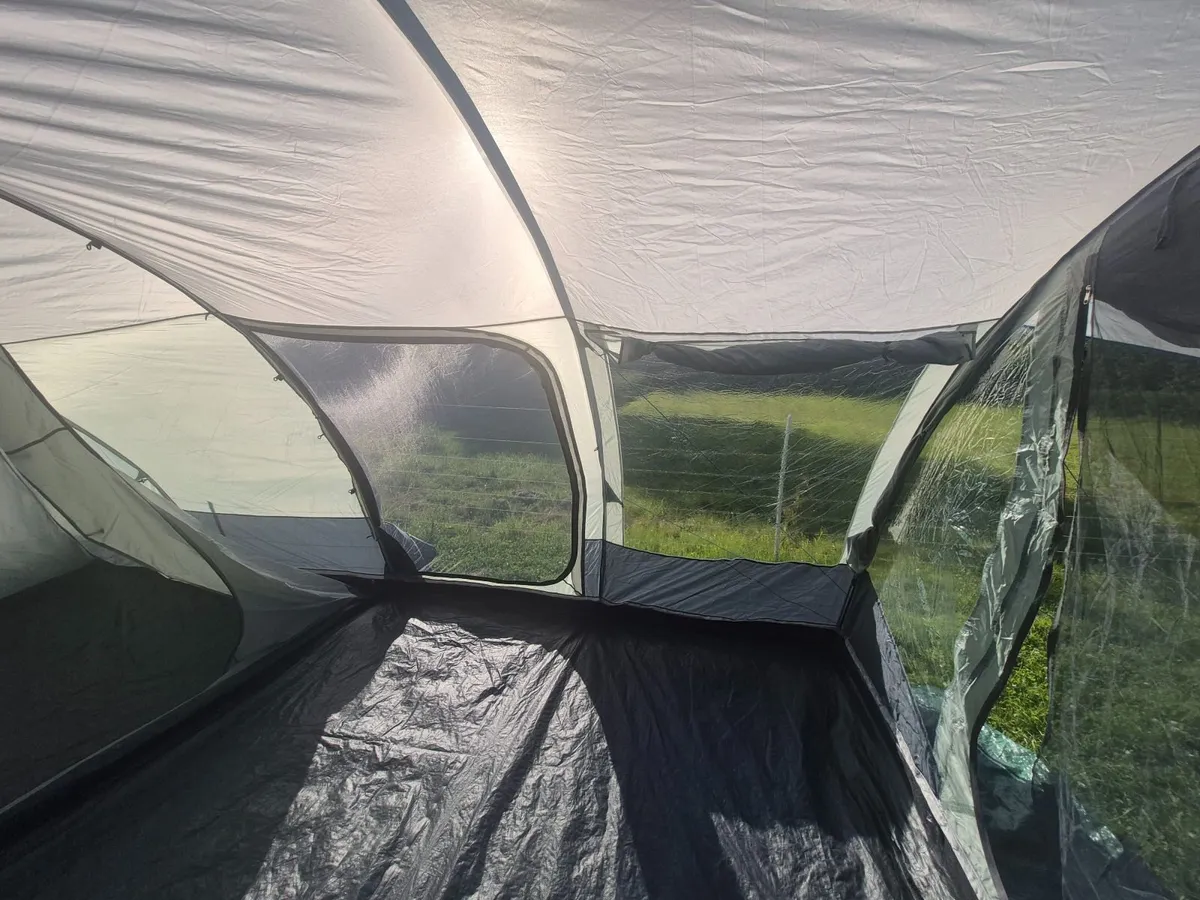 Tent - Image 2