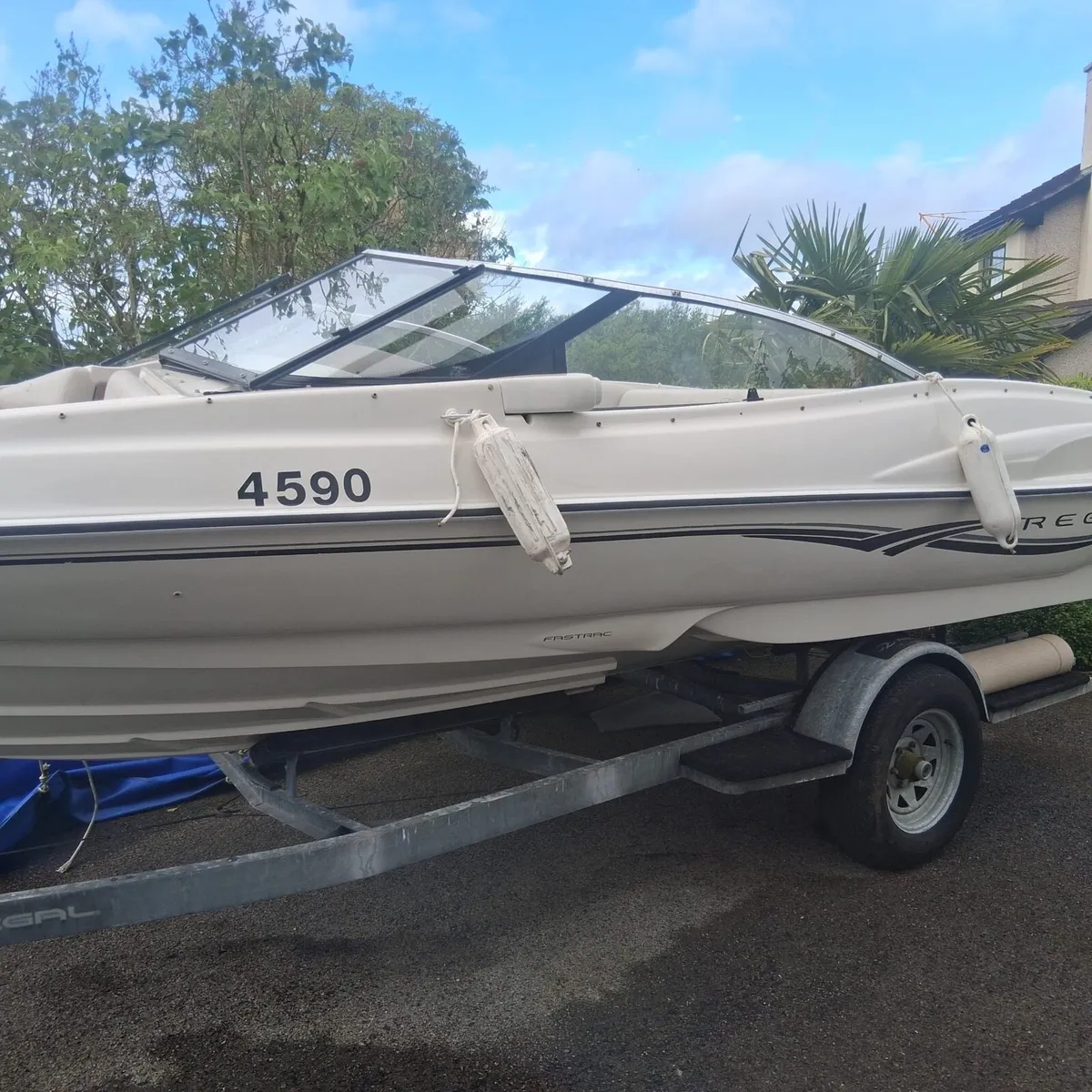 Regal 1800 LSR Bowrider for sale - Image 1
