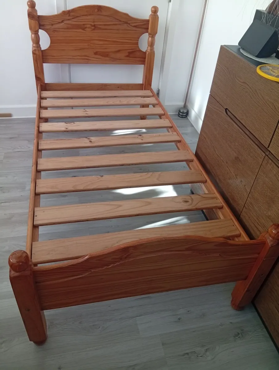 Pinewood Sturdy Quality Single bed frame - Image 1