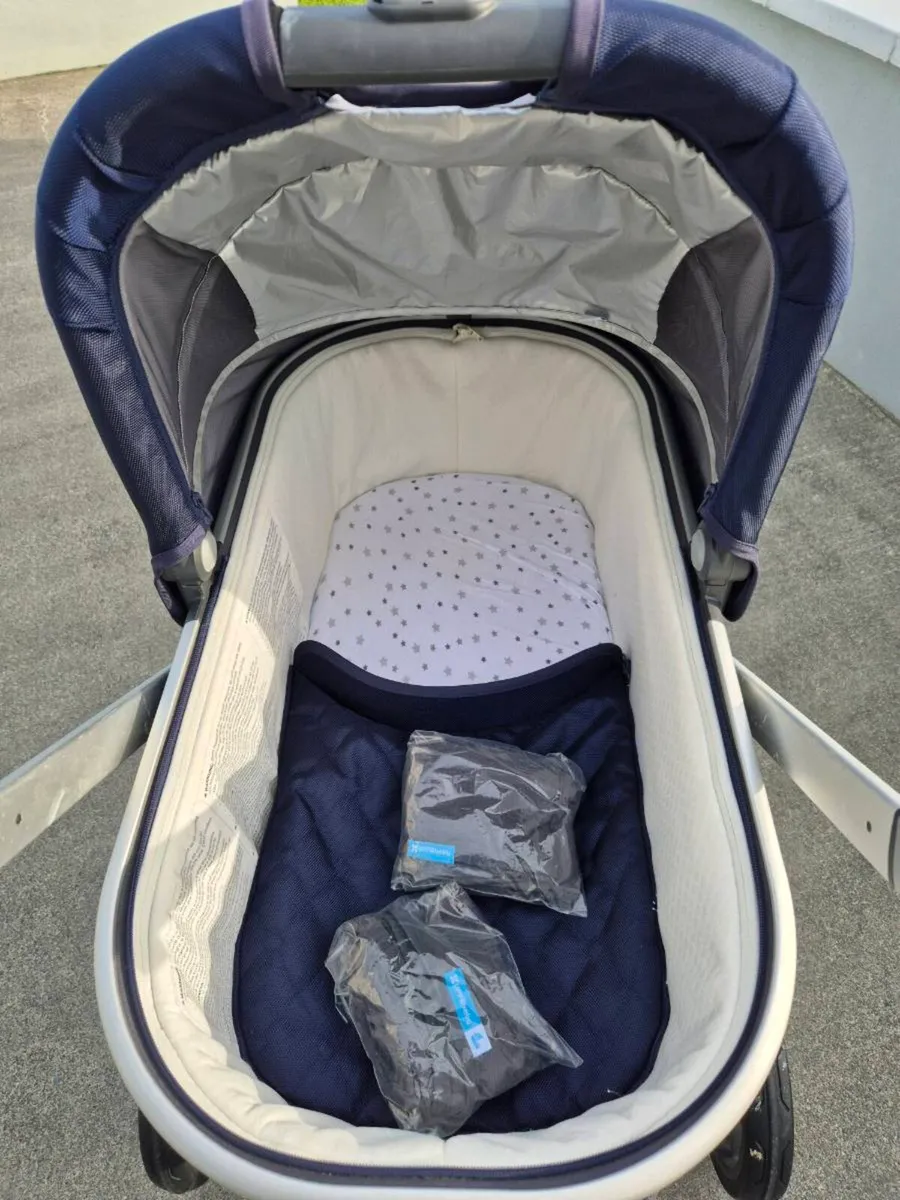 Pram - Image 4