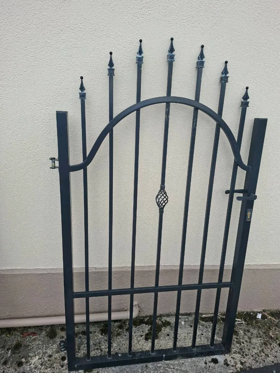Pedestrian gate - Image 2