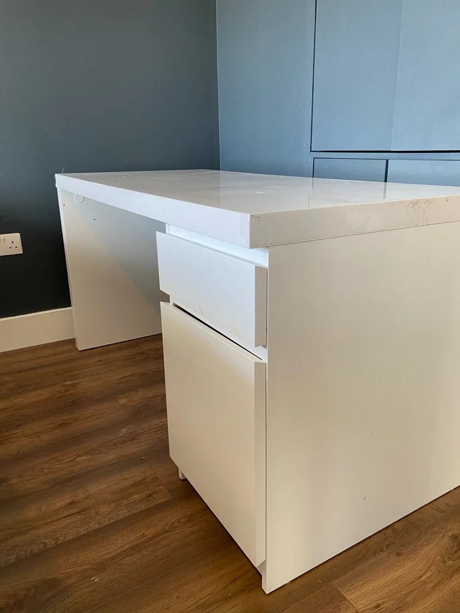 Ikea Malm desk - Image 1
