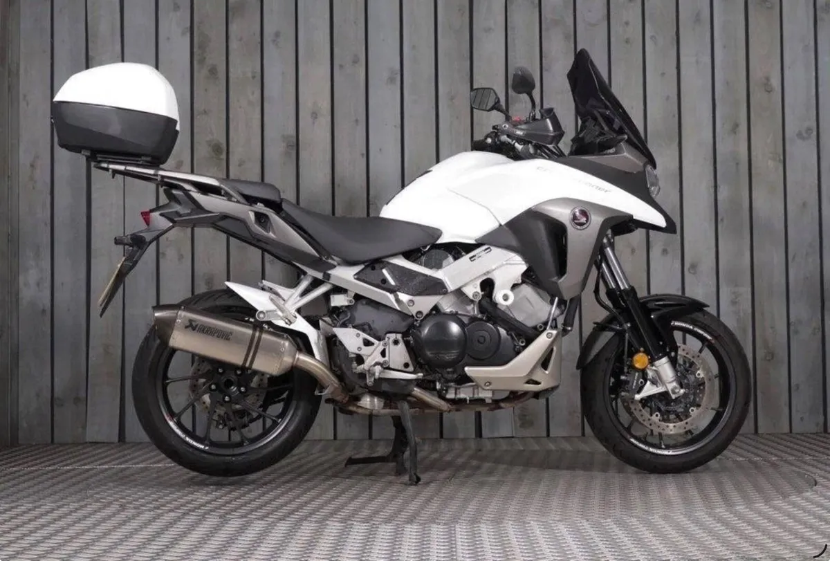 HONDA CROSSRUNNER VFR 800 X TRADE INS WELCOME - Image 1