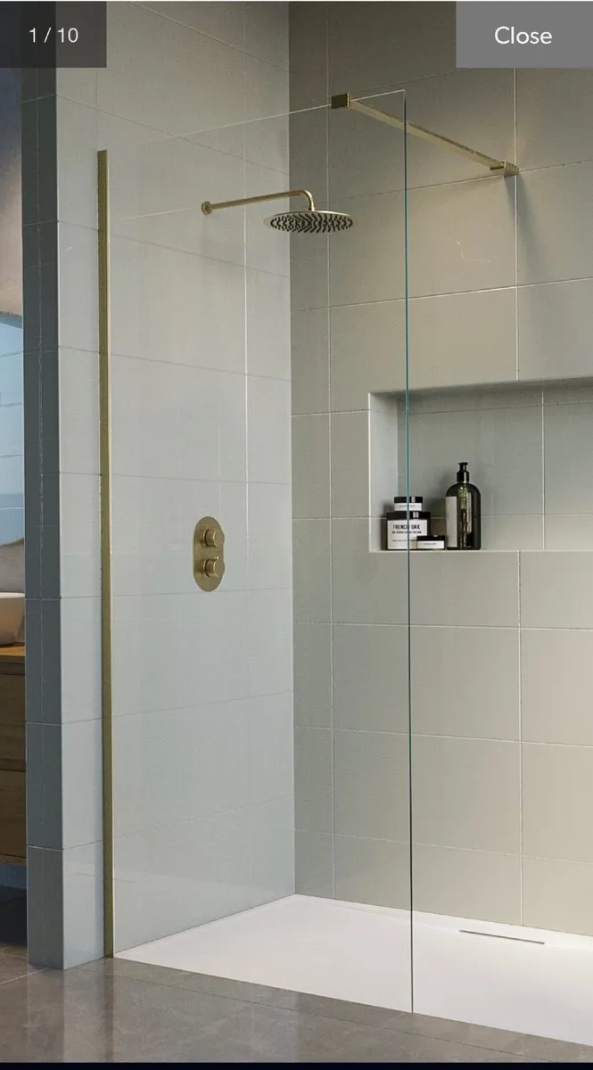 Wetroom shower screen - Image 1