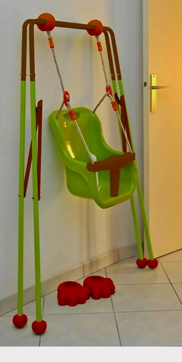 Baby swing foldable - Image 1