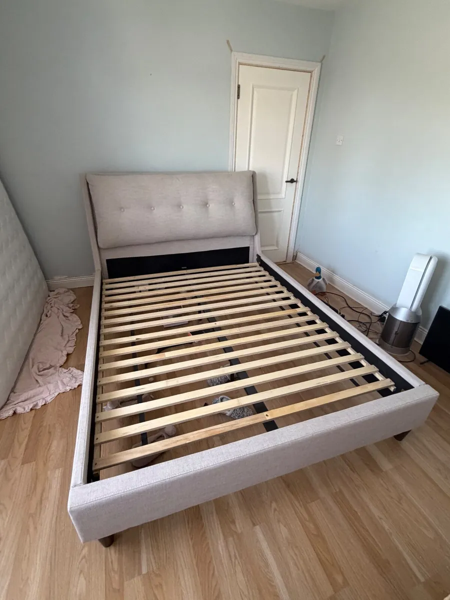 Bed frame - Image 4