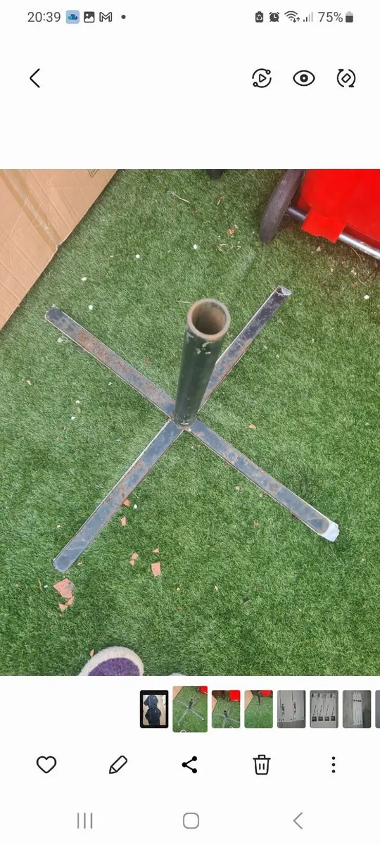 Umbrella stand