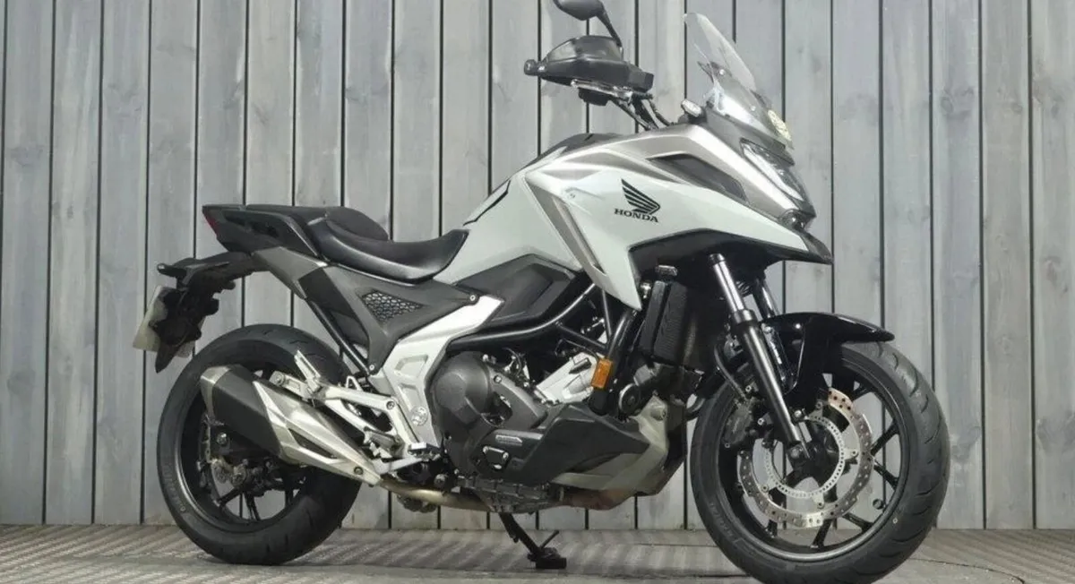HONDA NC750X DCT 2023 TRADE INS WELCOME - Image 3