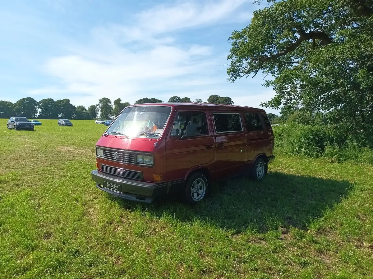 Volkswagen Transporter 1990 - Image 2