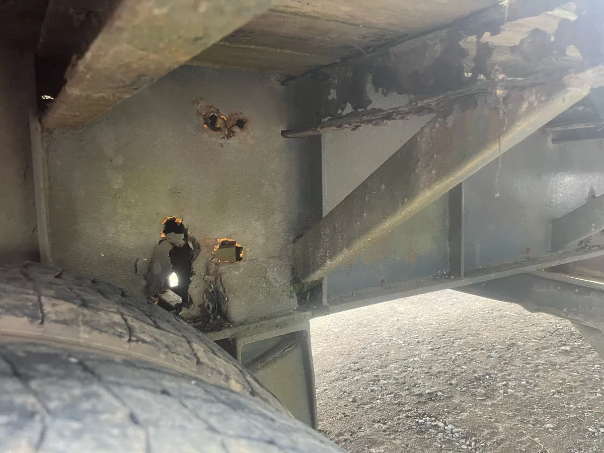 28ft bale trailer - Image 4