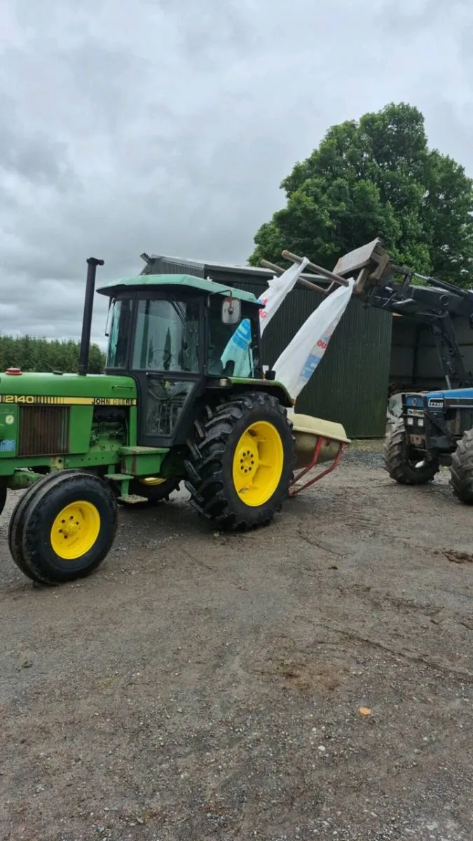 John Deere 2140 - Image 3