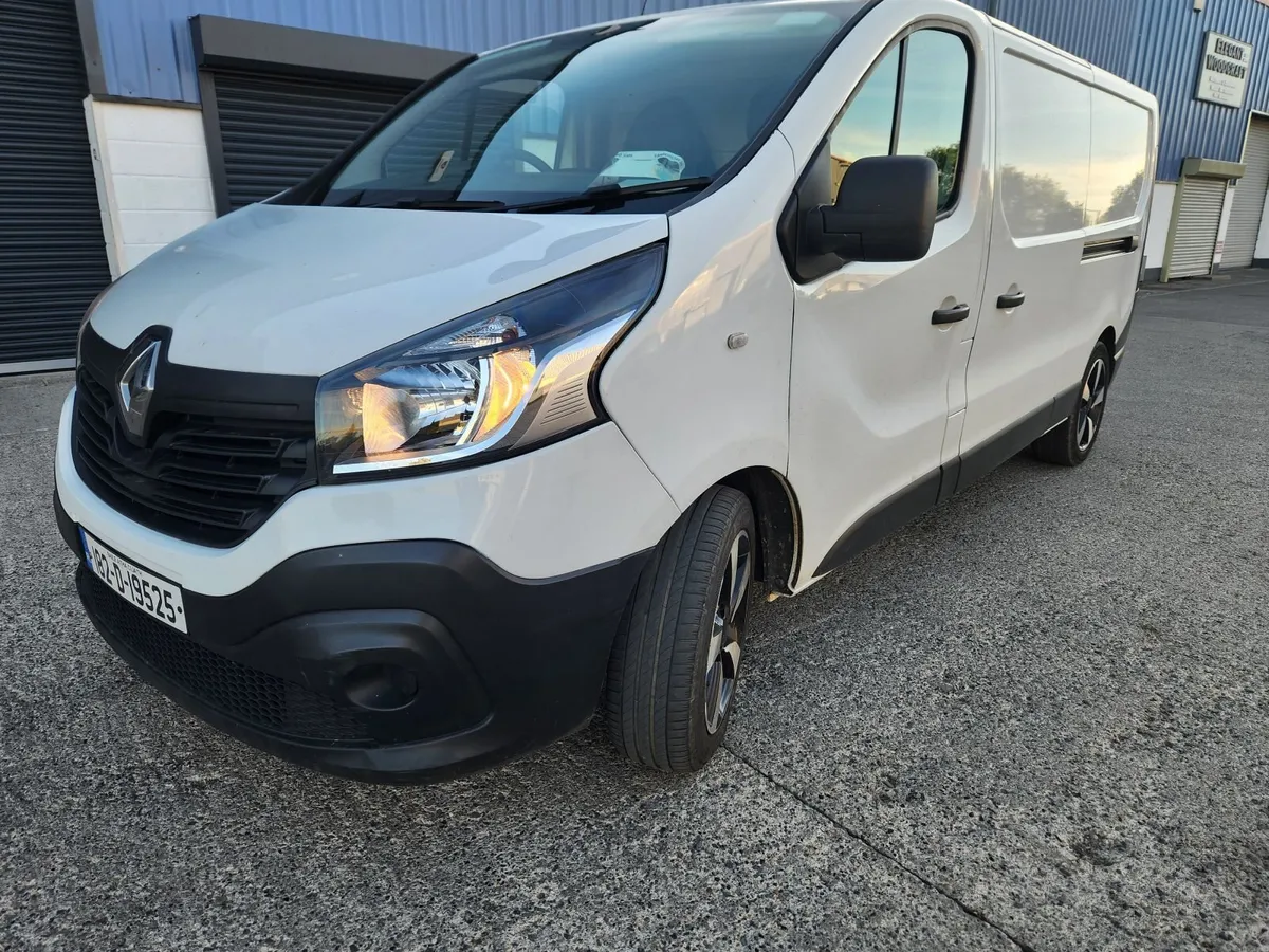 Renault Trafic 2018 New DEO - Image 1