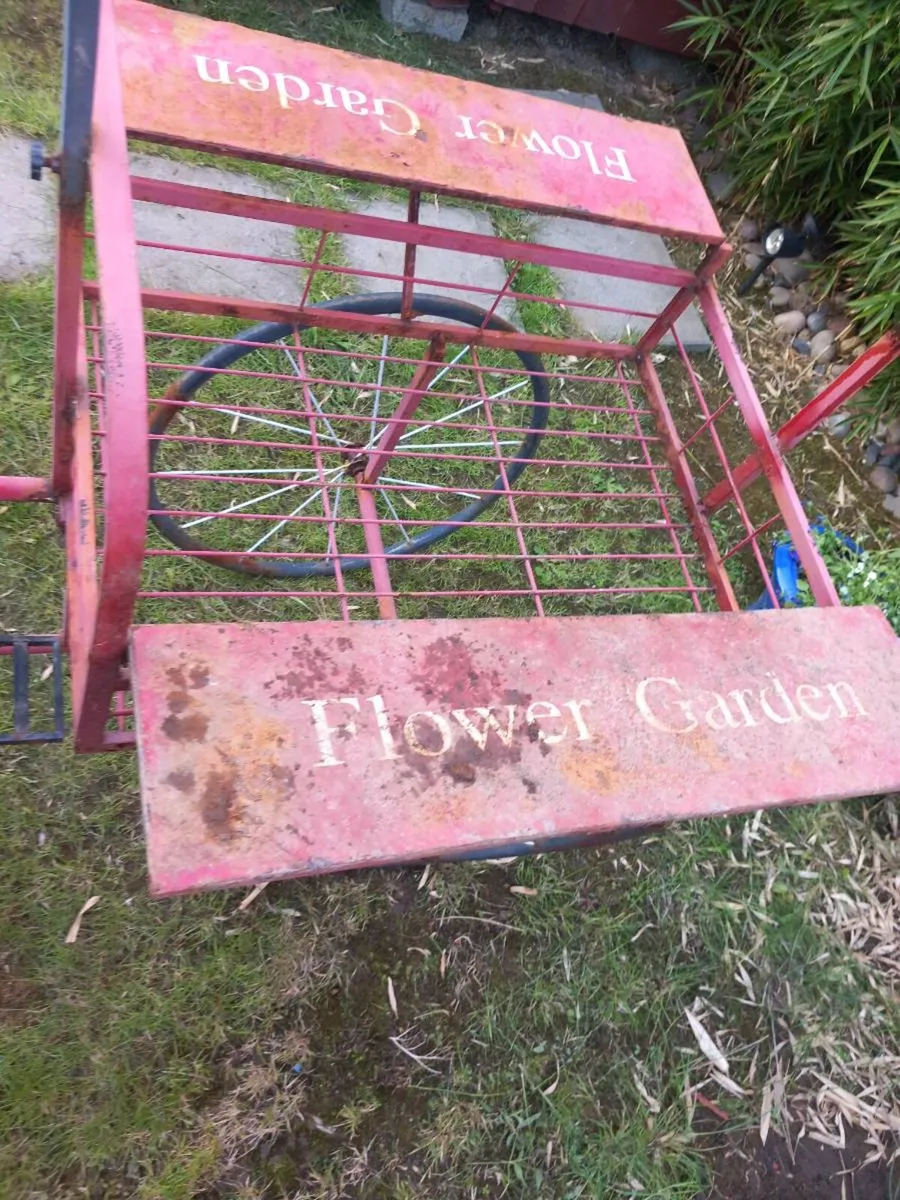 Garden centre bicycle, talking point, D18 - Image 3