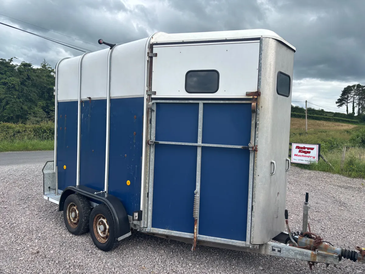 Ifor willams 510 horsebox - Image 1