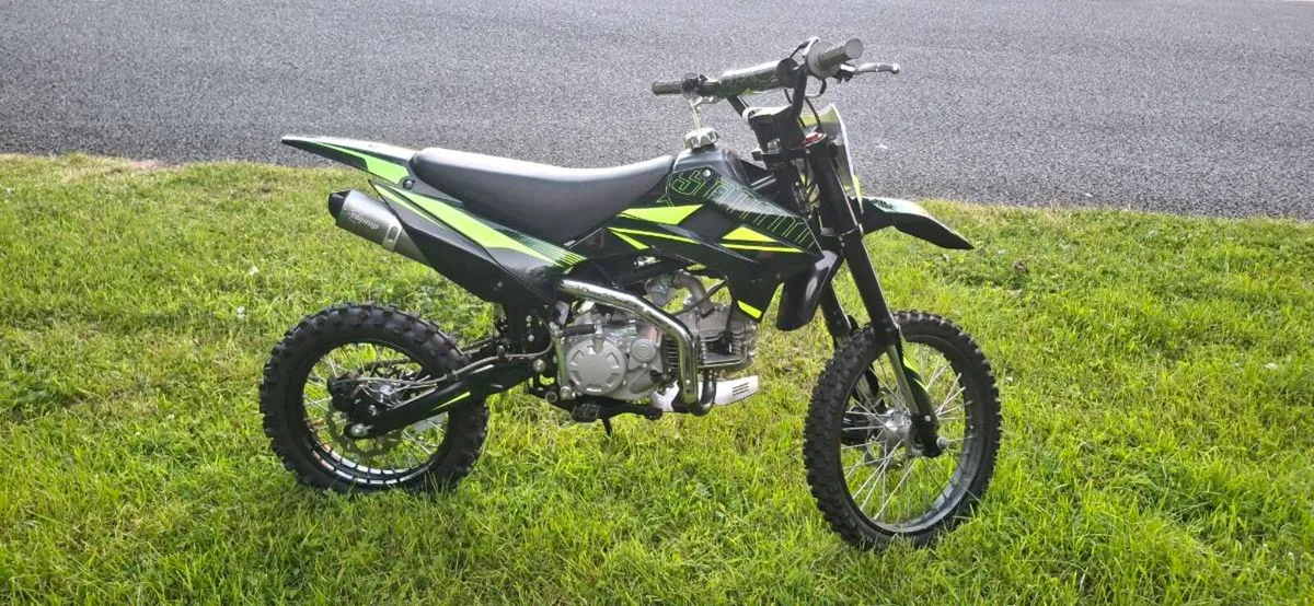 Stomp Z3 160cc Pitbike - Image 3